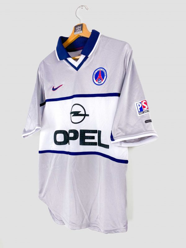 classic football shirt of paris