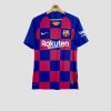 Vue de face du maillot domicile du FC Barcelone 2019-2020, version authentique VaporKnit aux couleurs bleu et grenat