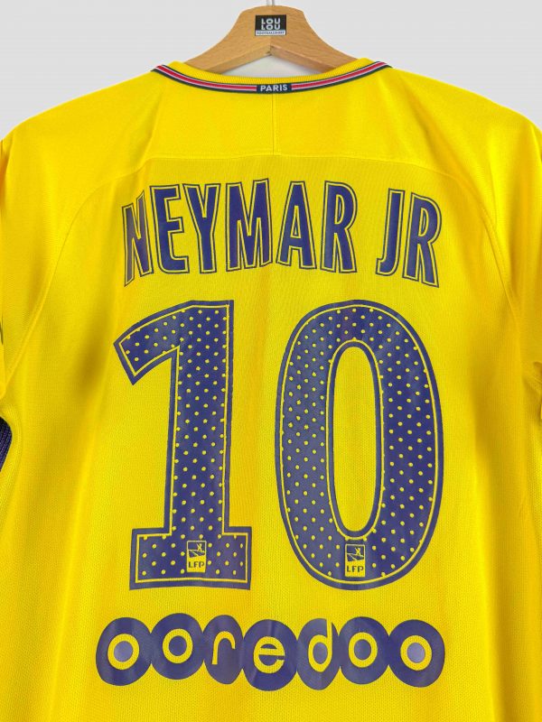 2017-2018 / Neymar 🇧🇷 / Paris Saint Germain / S