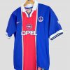 Détail du maillot Paris Saint-Germain 97-98 vintage floqué Simone.