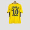 Maillot jaune du PSG saison 2017-2018 floqué Neymar, version extérieure.