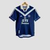 Maillot rétro des Girondins de Bordeaux 99-00, symbole de la génération championne de France 1999.