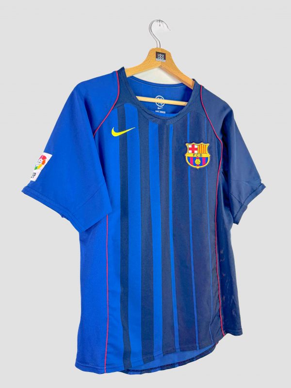 Maillot de foot rétro du FC Barcelone saison 2004-2005 floqué « Deco », années 2000.